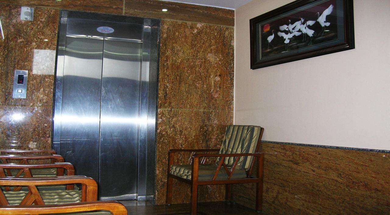 Hotel Athidhi Residency