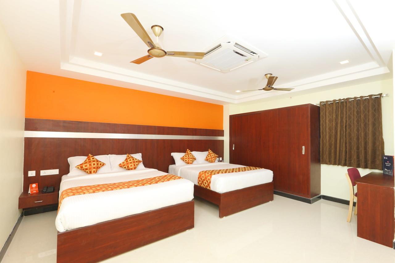 Hotel Oyo 15115 Ramcharan Residency 3*