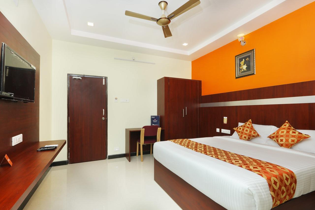 Oyo 15115 Ramcharan Residency