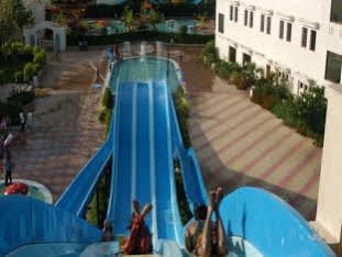 Grand World Resort