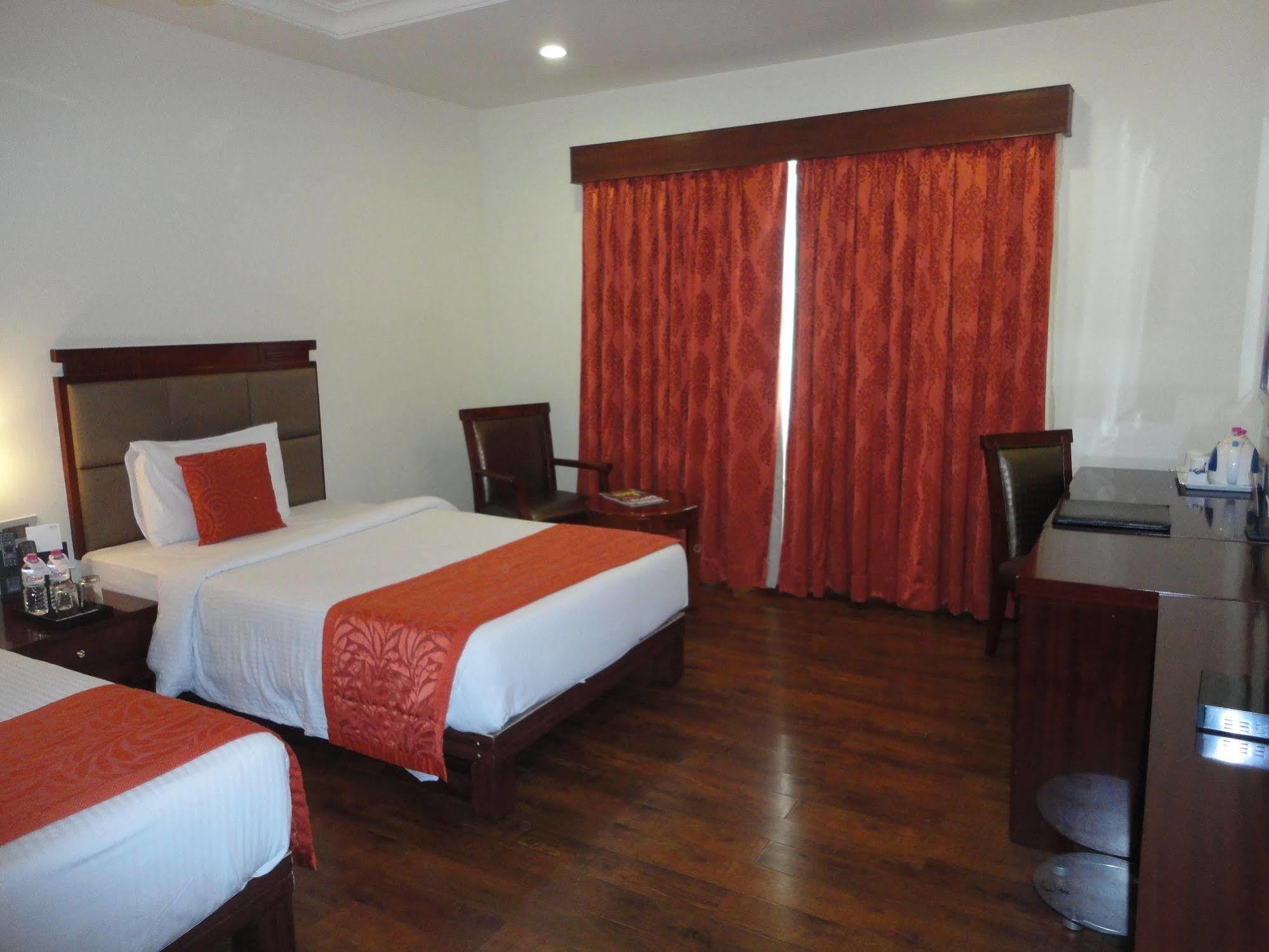 Hotel Fortune Select Grand Ridge, - Member Itc Hotels' Group 5*