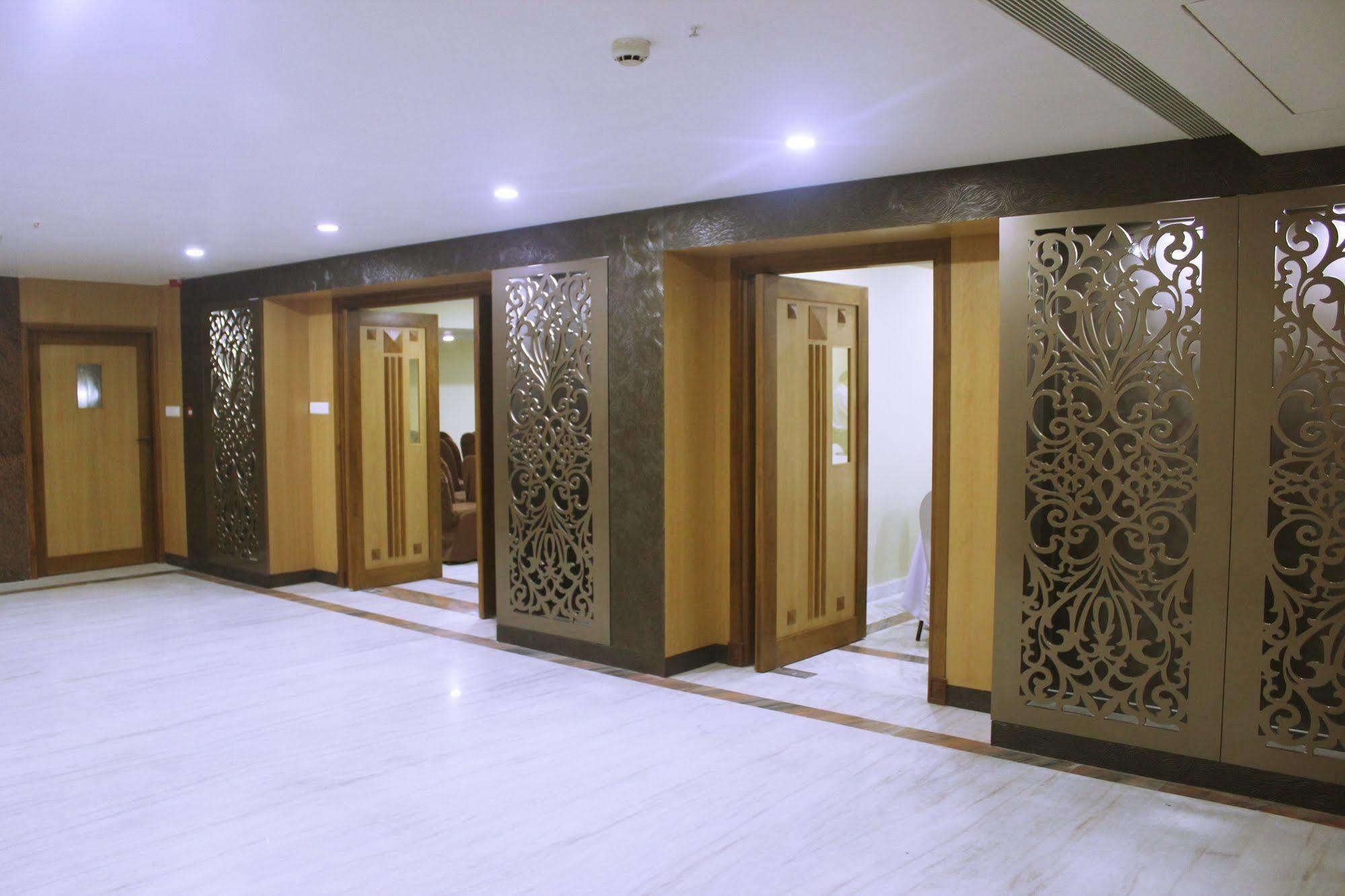 Raj Park- Hill View 3*
