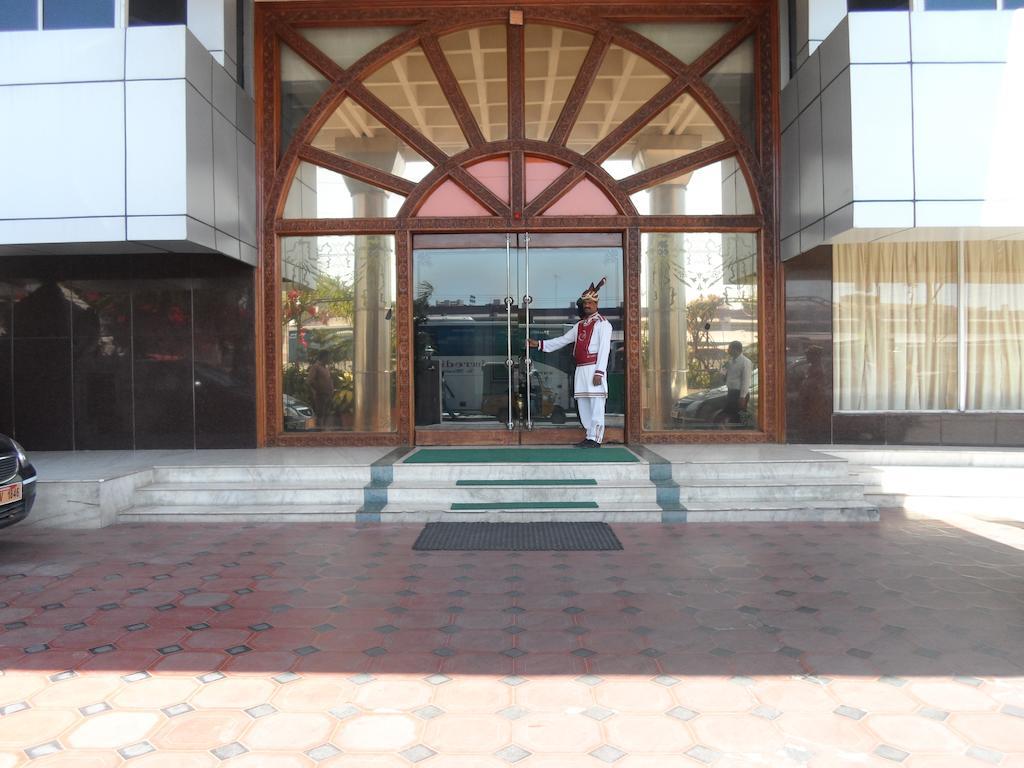 Hotel Plr Grand Tirupati