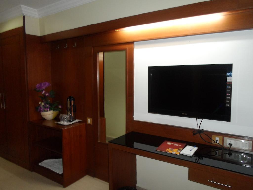 Hotel Plr Grand
