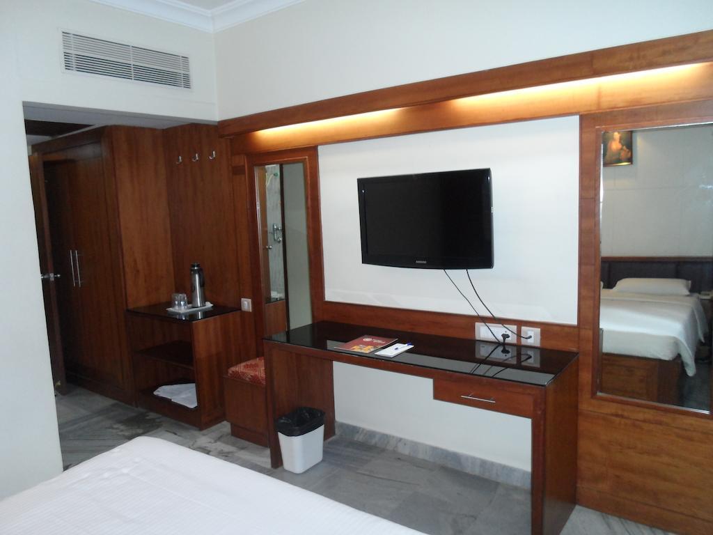 Plr Grand Hotel