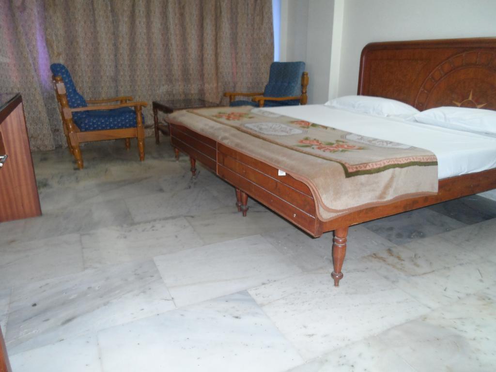 Hotel Plr Grand 3*