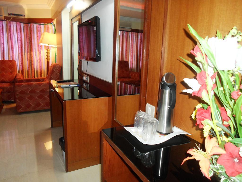 Hotel Plr Grand Tirupati