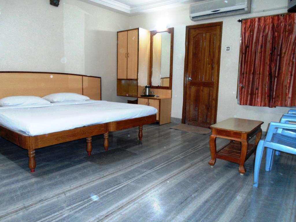 Annapurna Guest house 2*