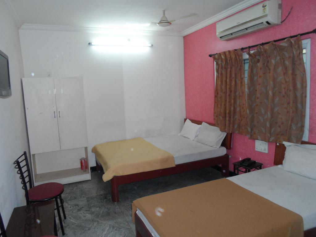 Lodge Vip Residency *