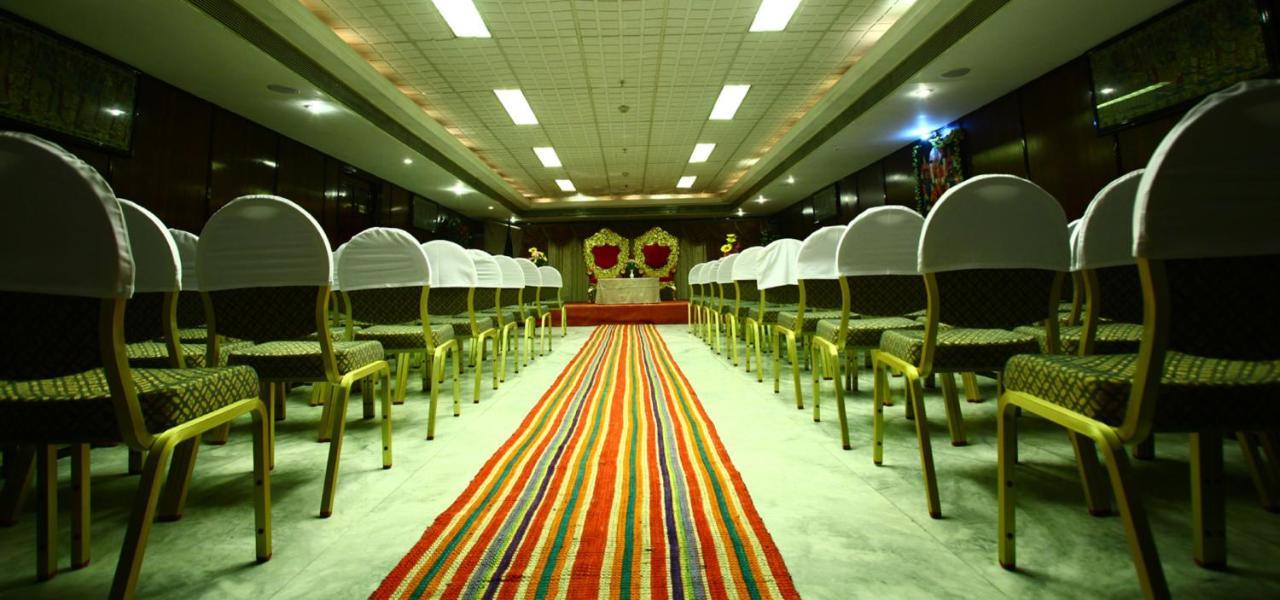 Sindhuri Park 3*