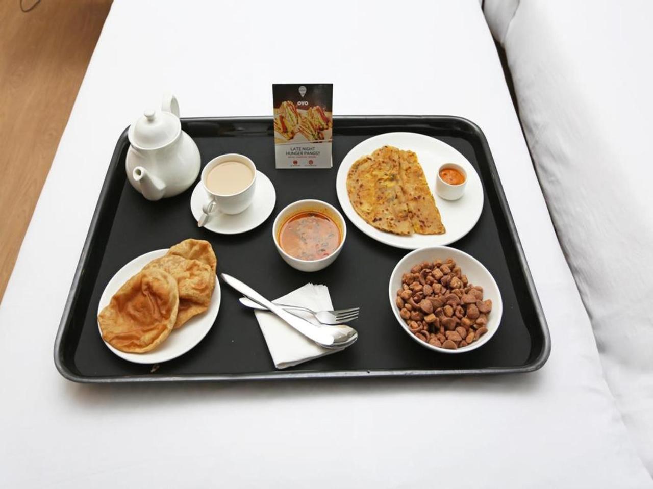Oyo 15115 Ramcharan Residency Hotel