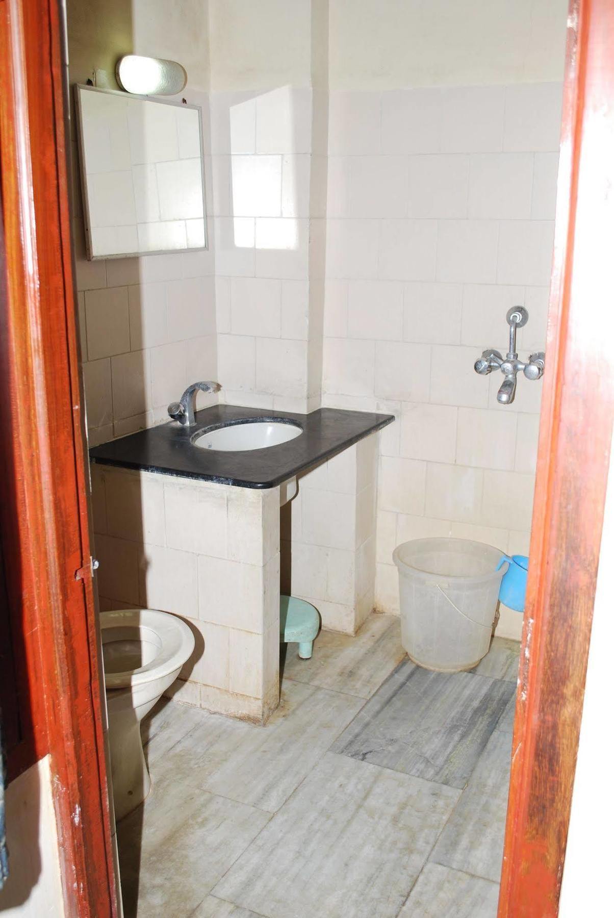 Hotel Sri Sai Residency 2*