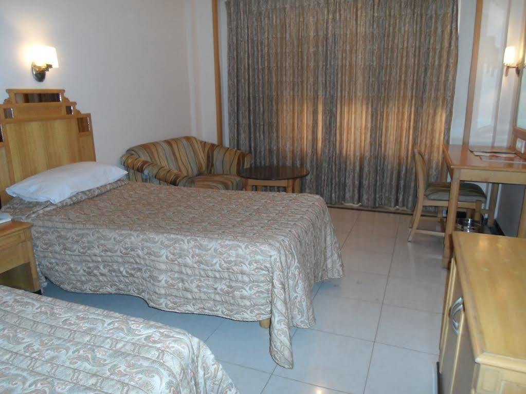 Hotel Kalyan Residency 3*