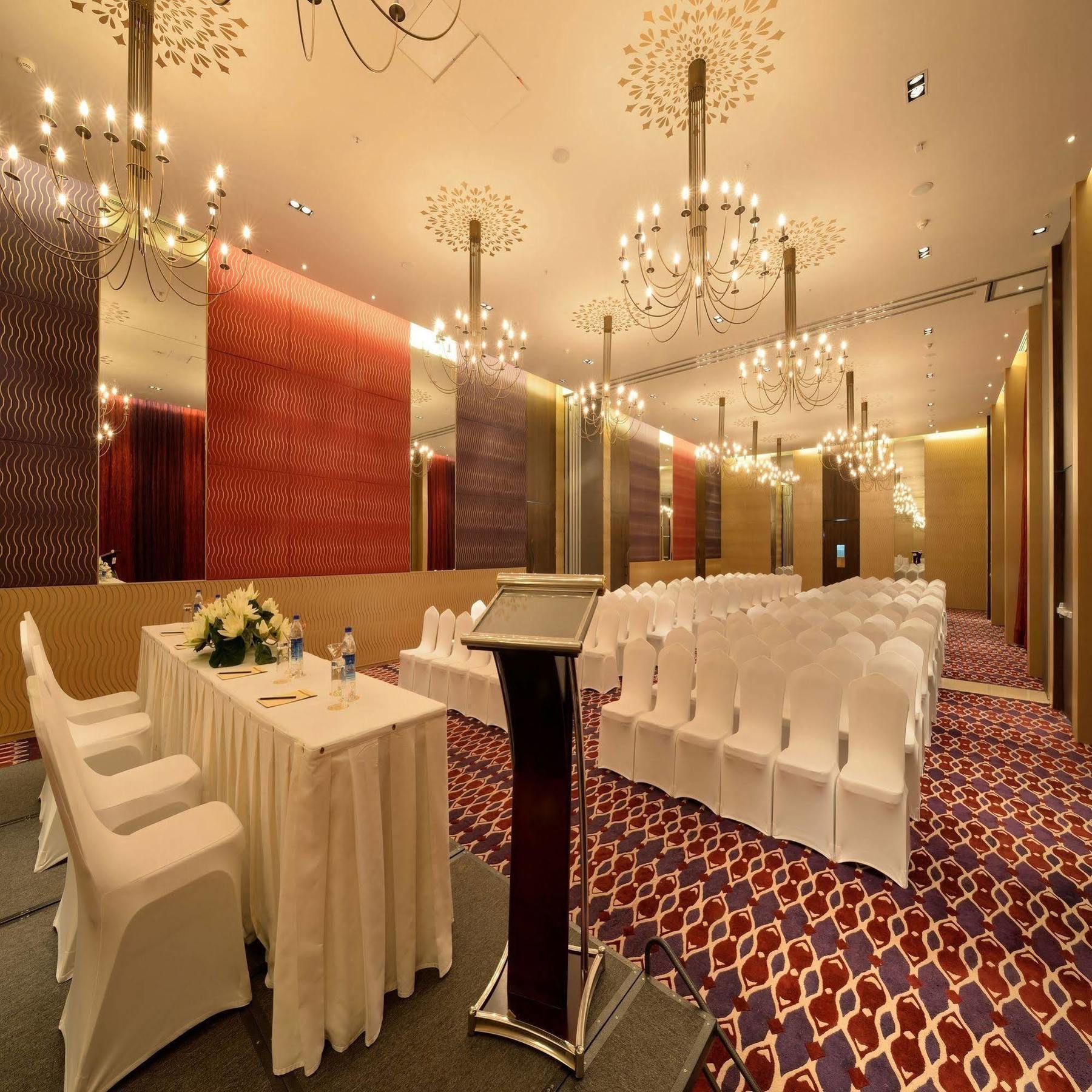 Marasa Sarovar Premiere Hotel