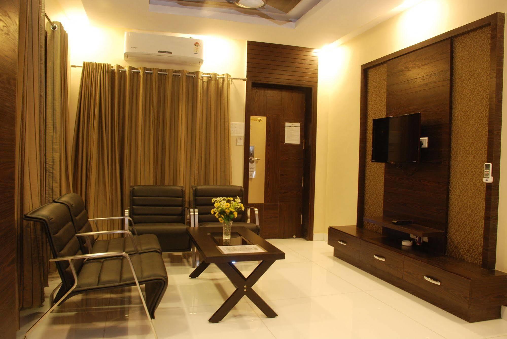 Bed & Breakfast Harsha Residency