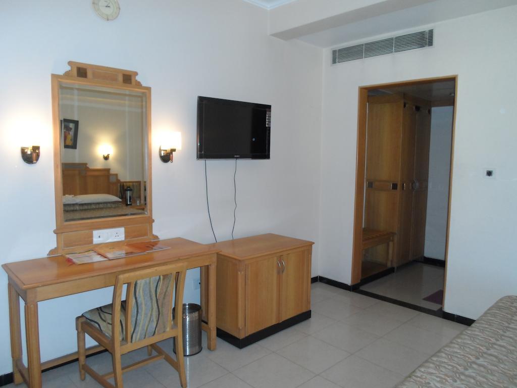 Kalyan Residency 3*