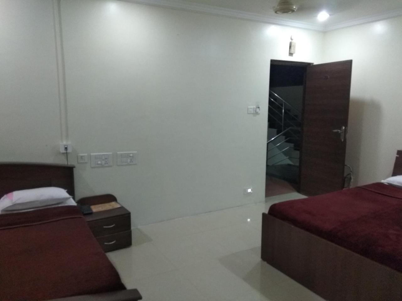 Sai Tirumala Residency Hotel 3*