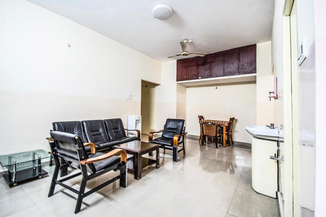 Hotel Fabhotel Aditya Yatri Nivas - Nr Railway Station