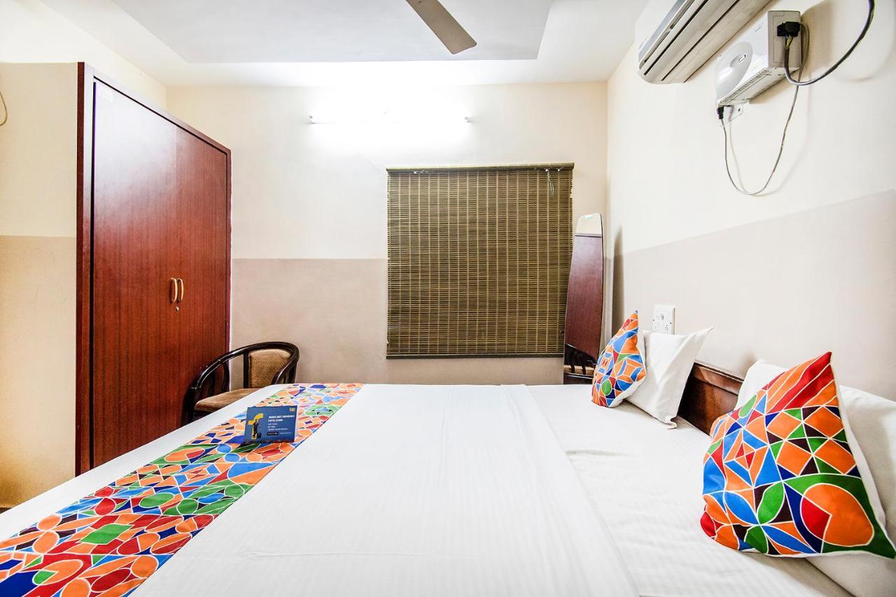 Fabhotel Aditya Yatri Nivas - Nr Railway Station 3*