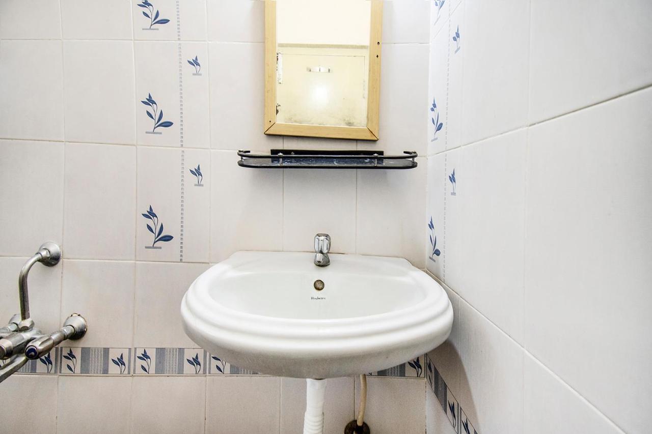 Fabhotel Aditya Yatri Nivas - Nr Railway Station Hotel 3*