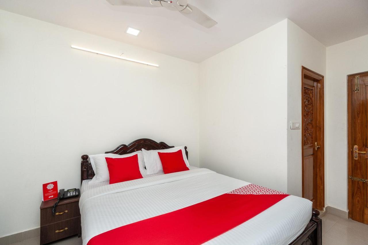 Oyo 26677 Pmr Guest Hotel Tirupati