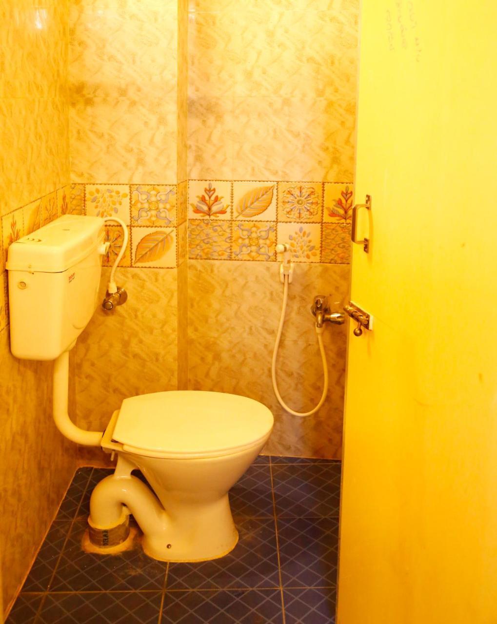 Swapnanivas A/c Hostel
