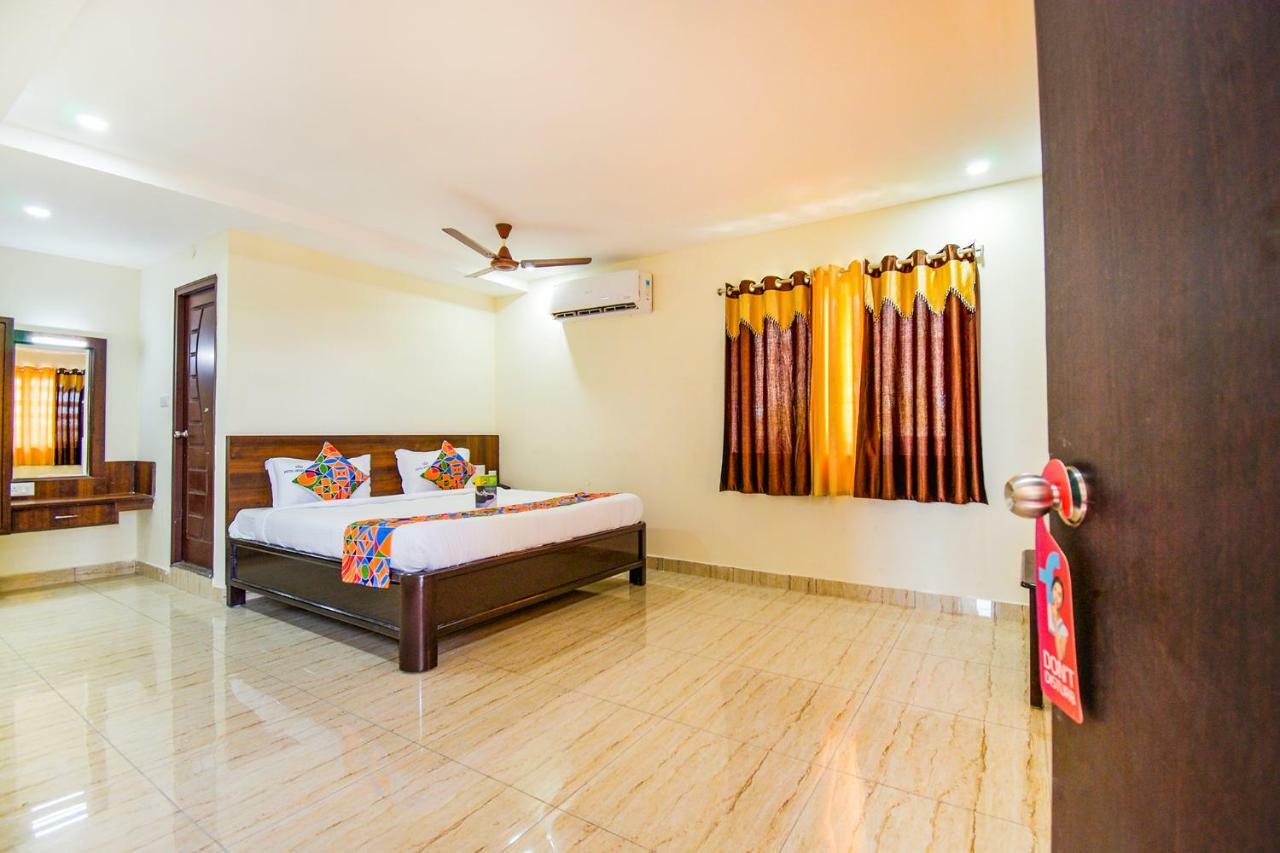 Fabhotel Lotus Grand Nandi Circle Hotel