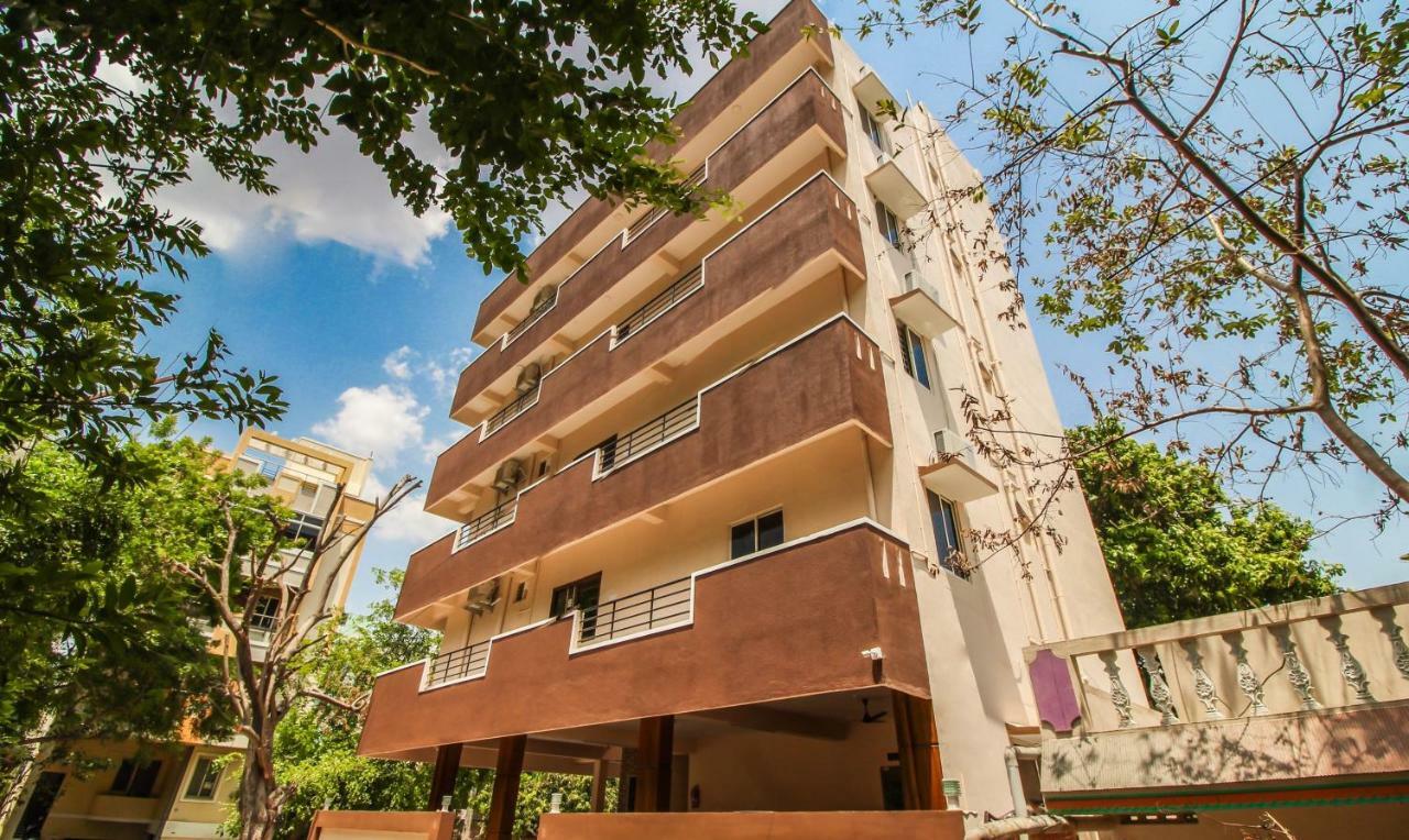 Hotel Itsy Riyas Grand