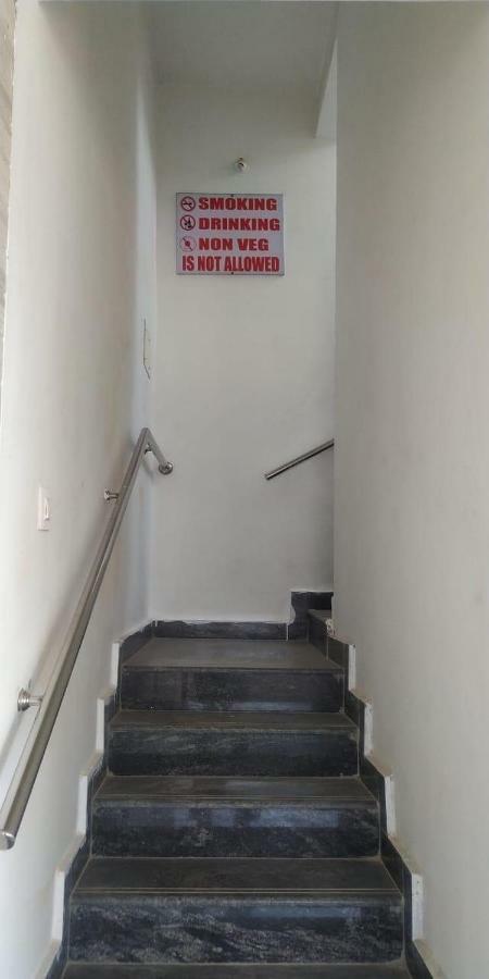 Apartment Mahas Comfort Homestays, Fully Furnished Air Conditioned Apartments *