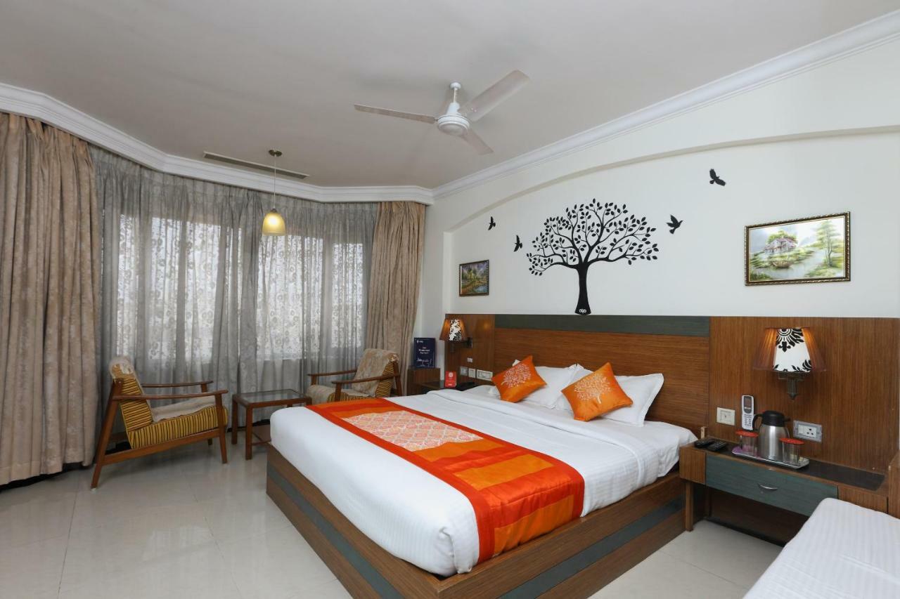 Oyo 1081 Sindhu International Hotel