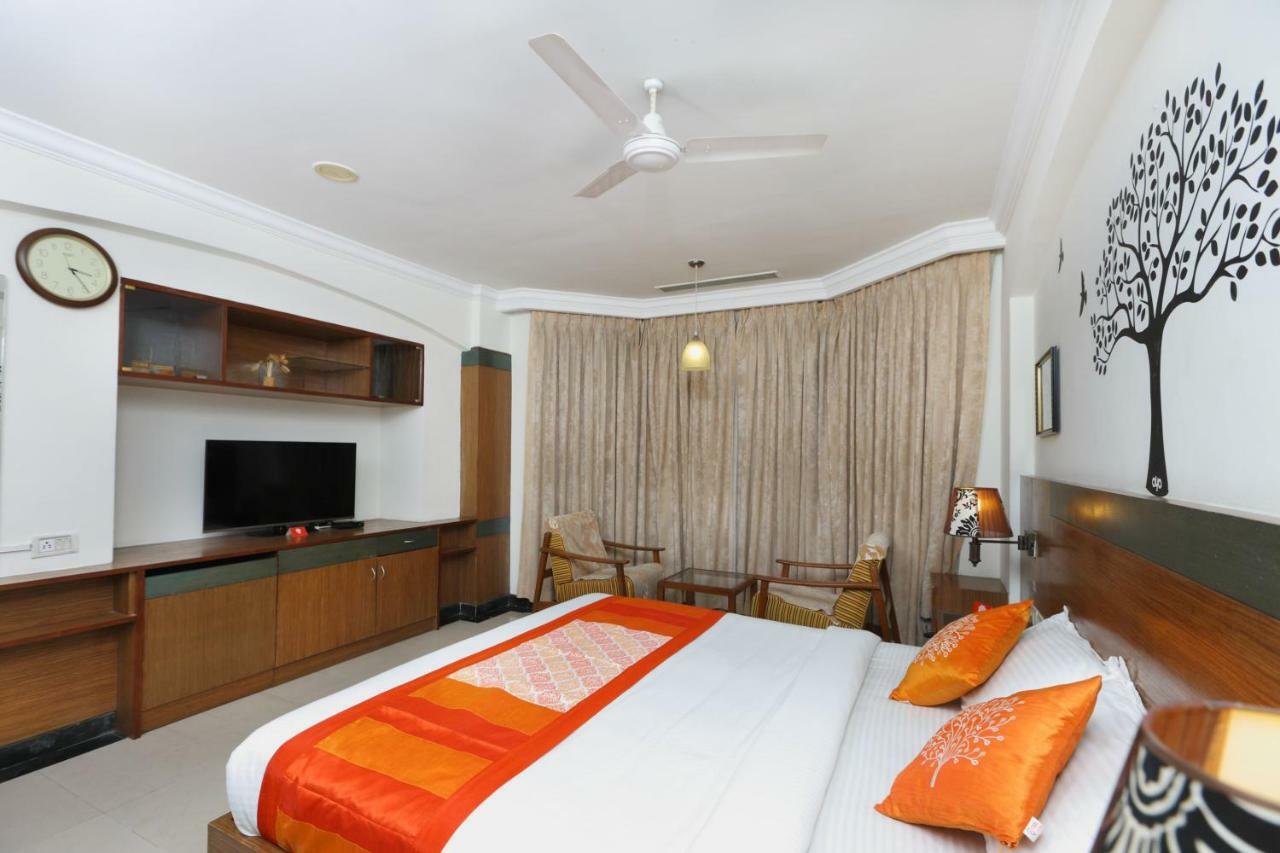 Oyo 1081 Sindhu International Hotel 3*