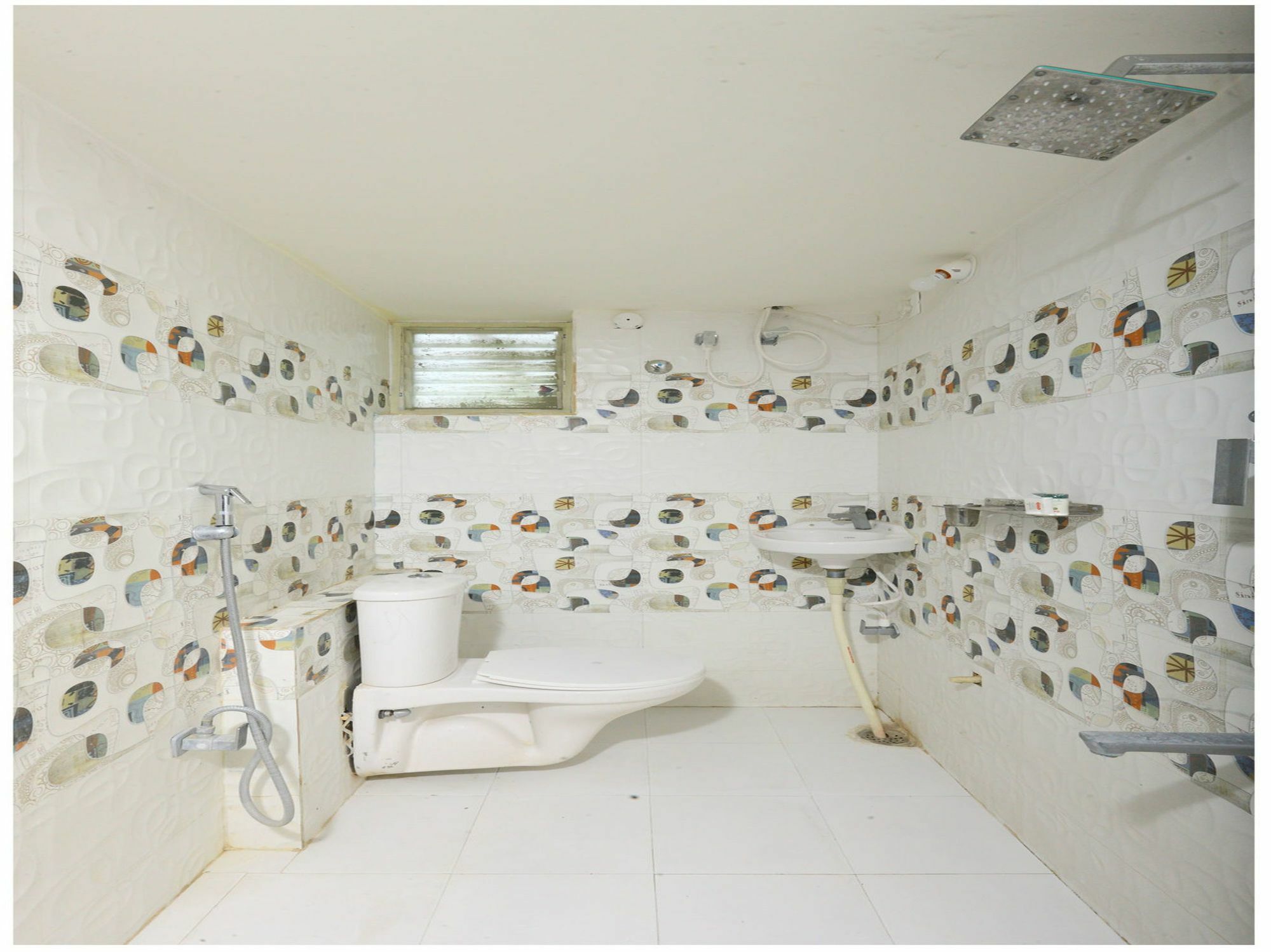 Hotel Oyo 10701 Moukthi Tirupati
