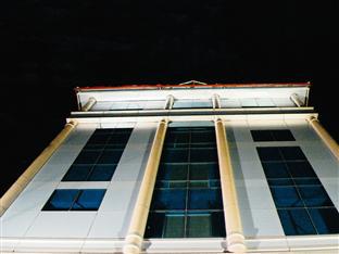 Hotel The Chakrie Residency