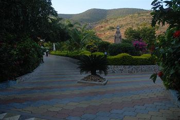 Resort Grand World 3*