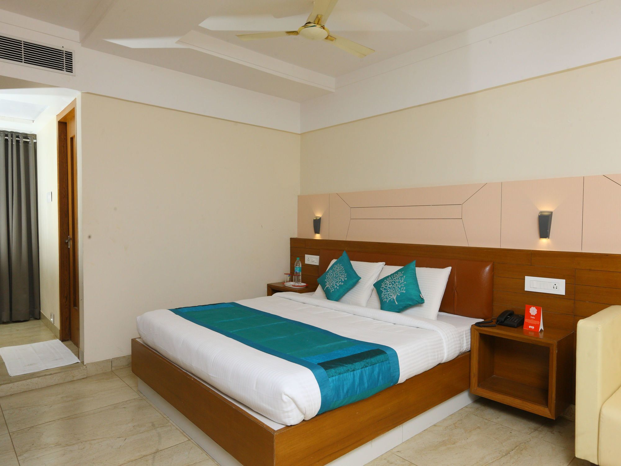 Oyo 064 Padmavathi Hotel 2*