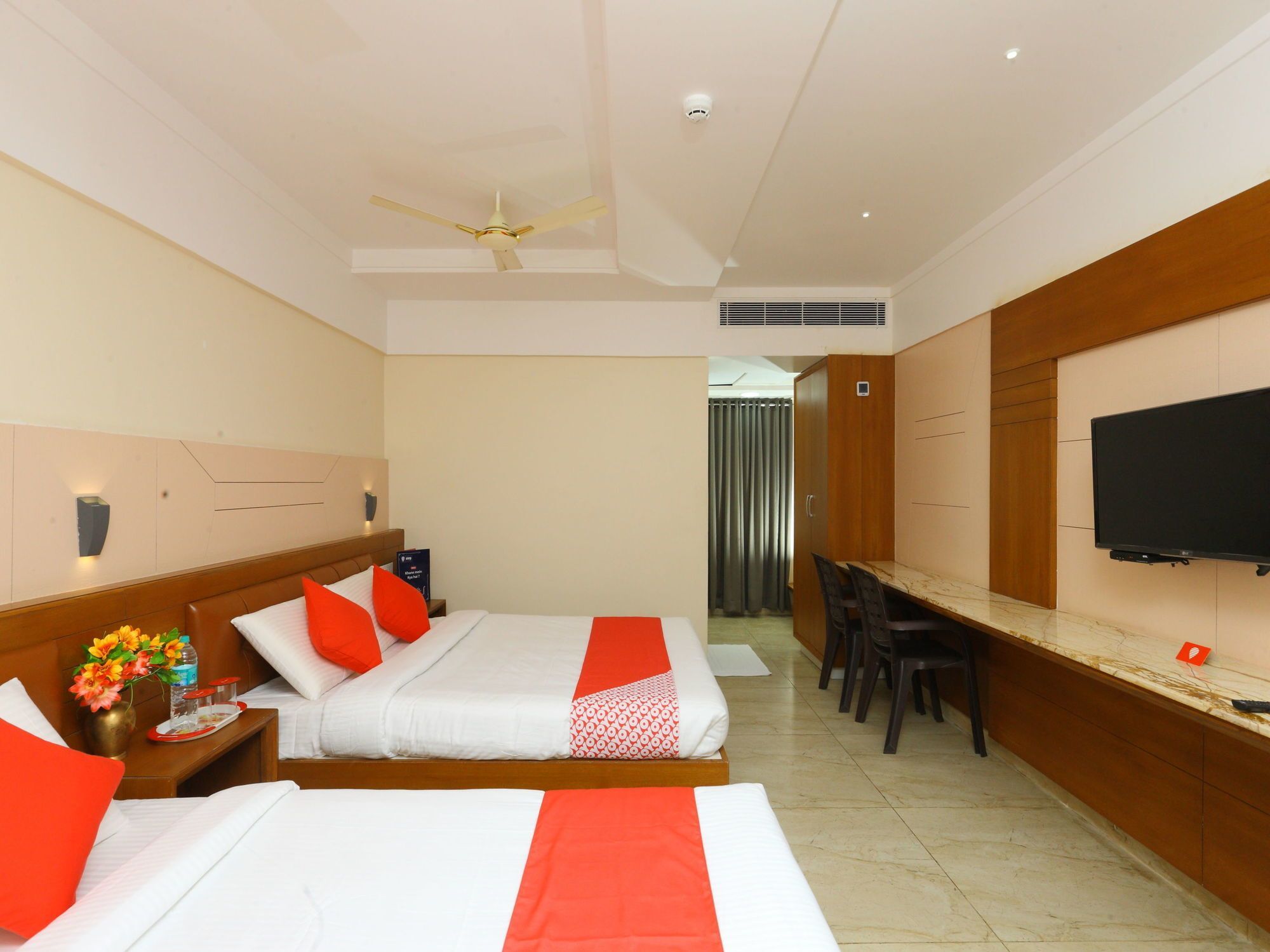 Hotel Oyo 064 Padmavathi 2*