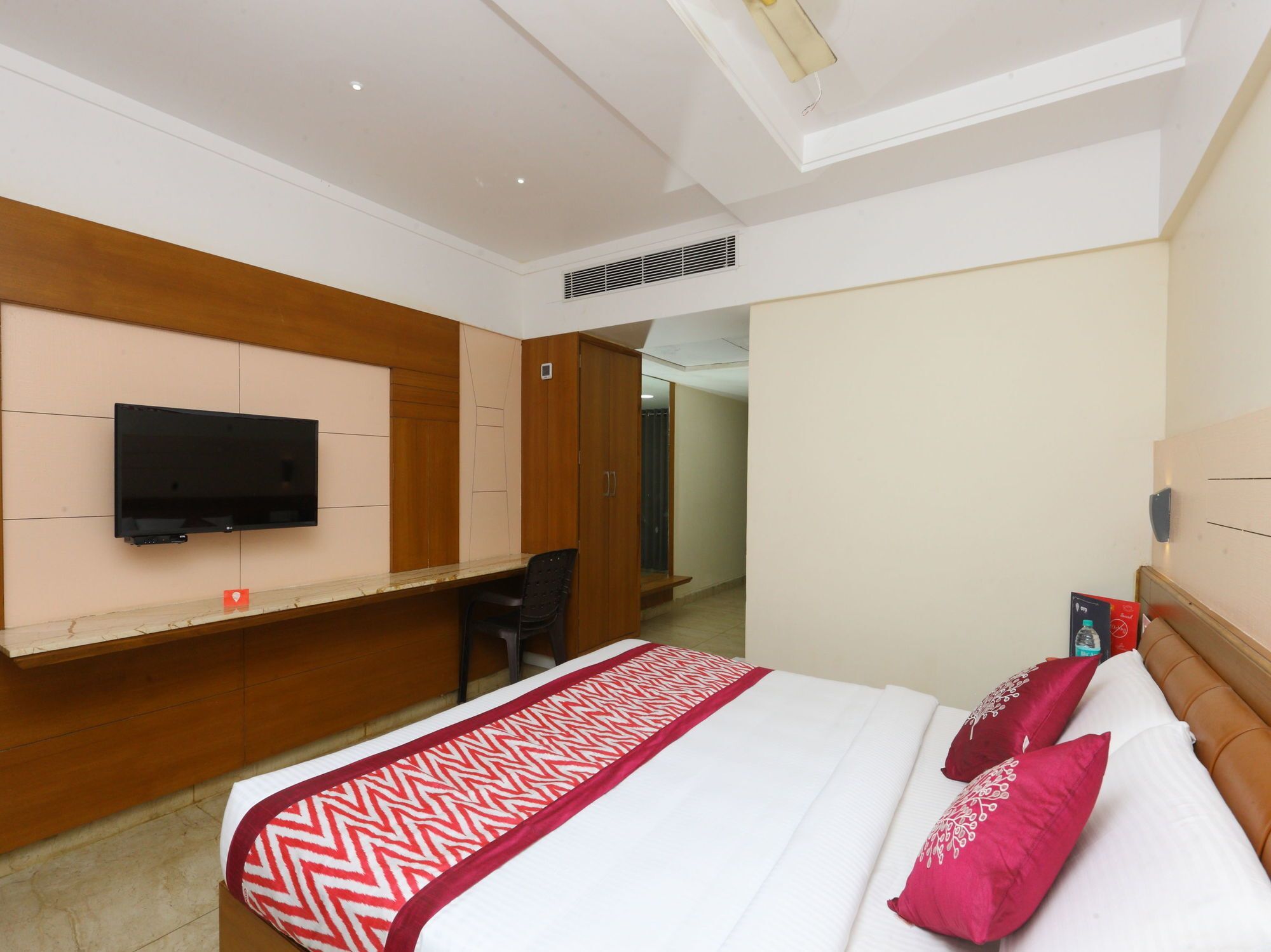 Hotel Oyo 064 Padmavathi Tirupati