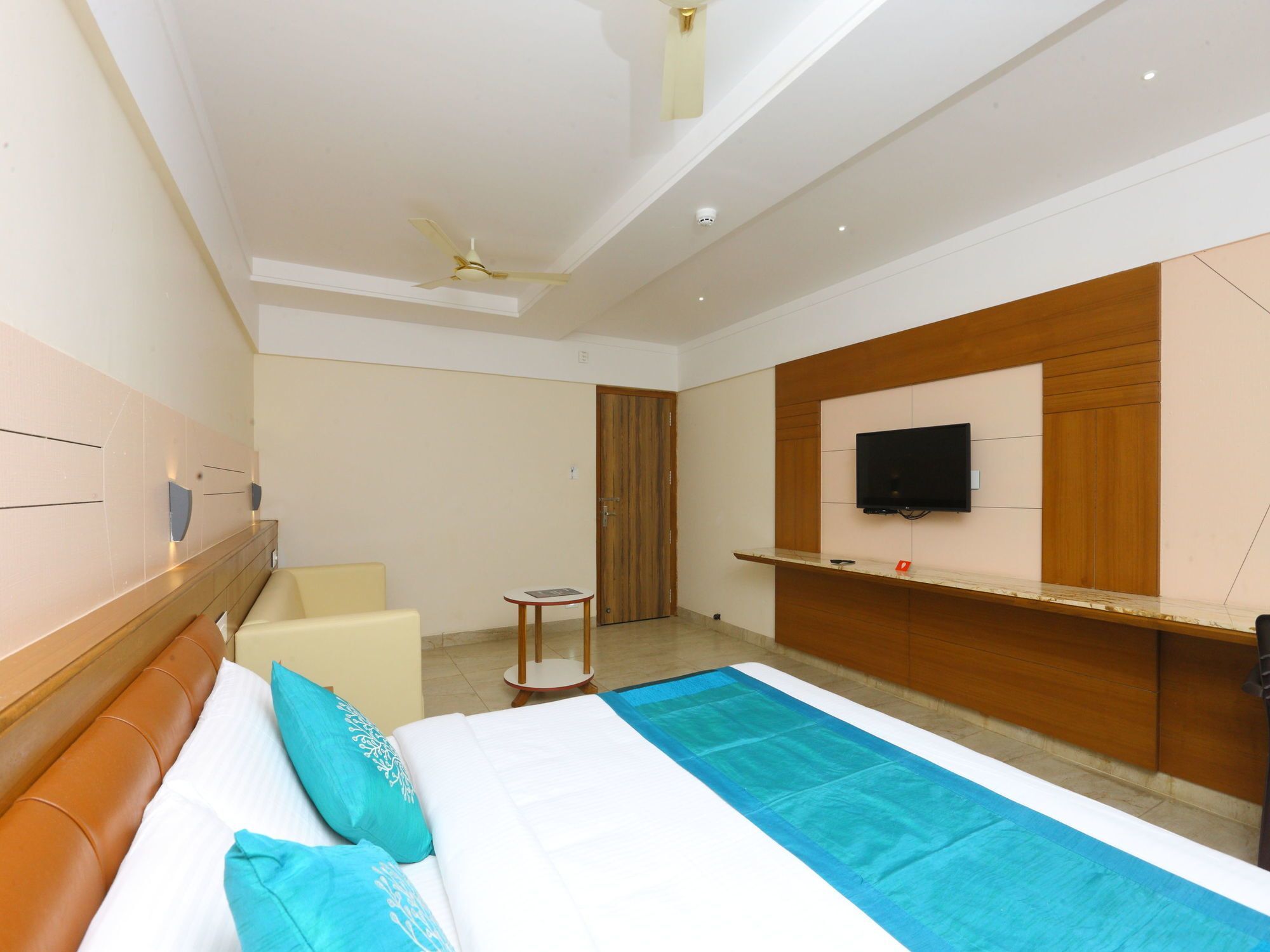 Oyo 064 Padmavathi Hotel 2*