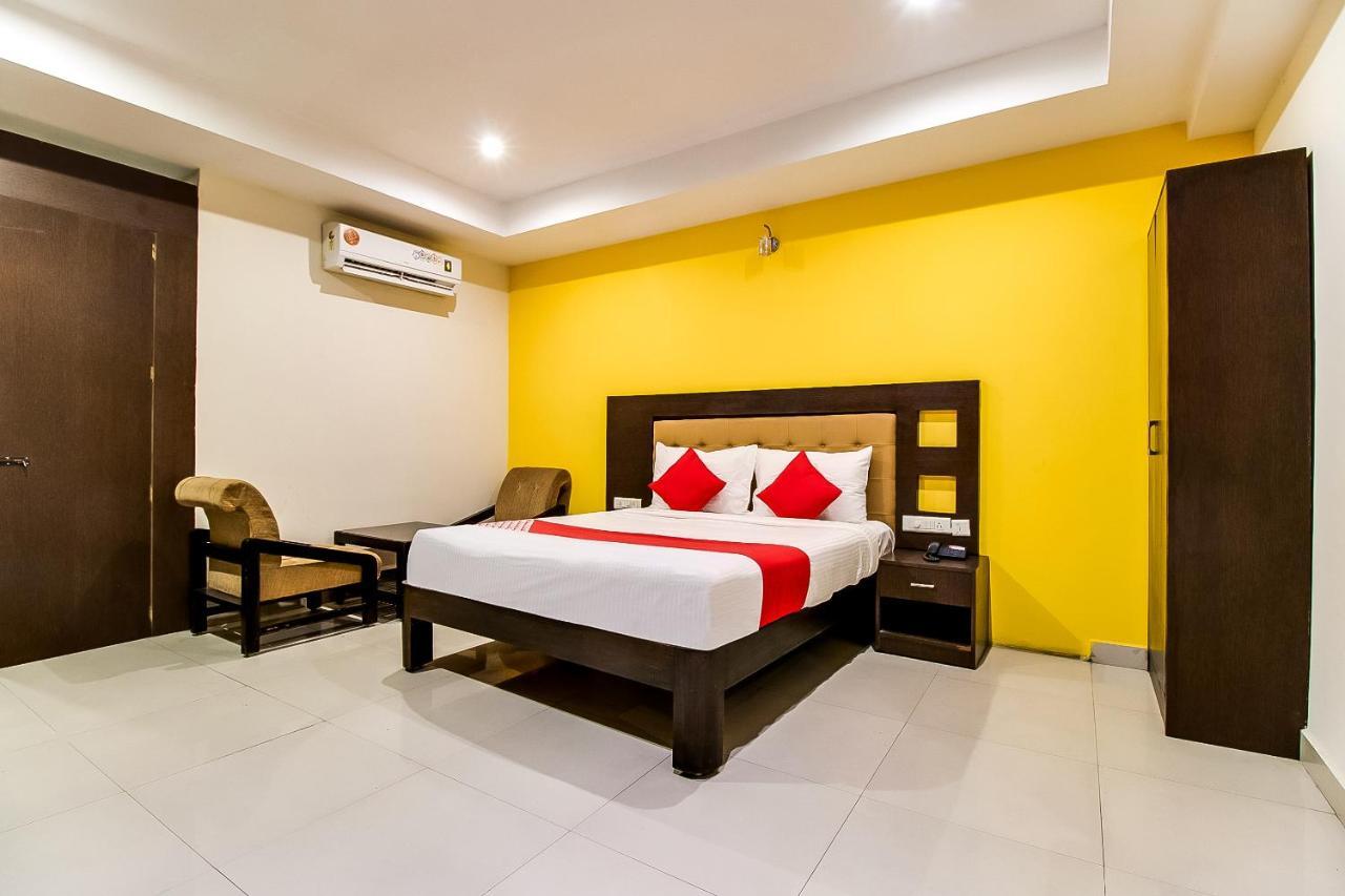 Hotel Oyo Flagship 9115 Udayee International Tirupati