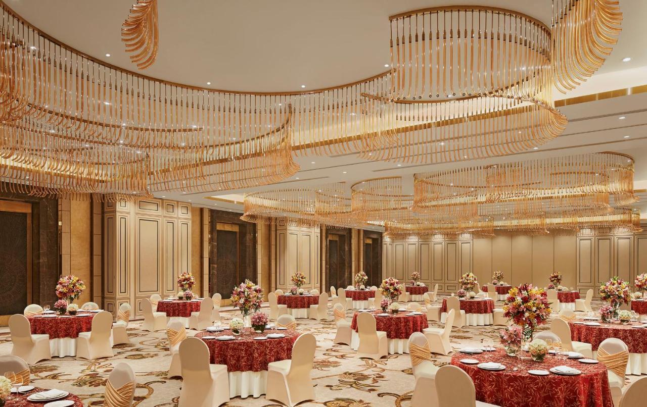 Taj 5*