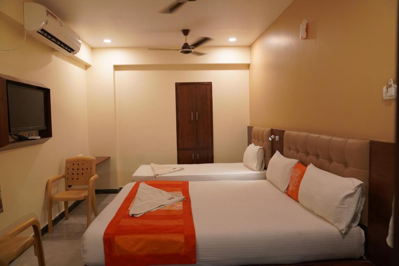 Hotel Durga Residency 2*