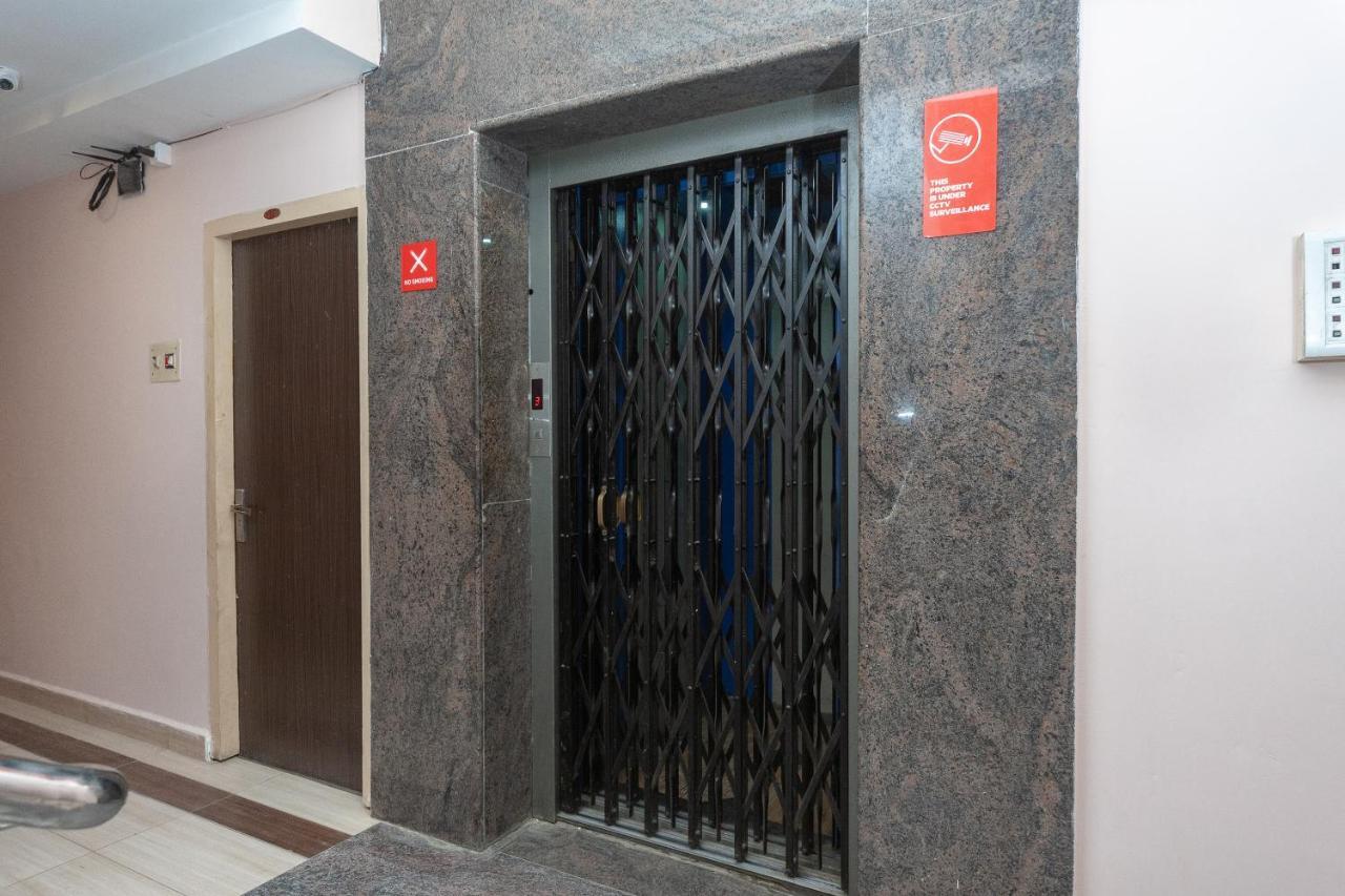 Oyo 16749 Paris Hotel 3*