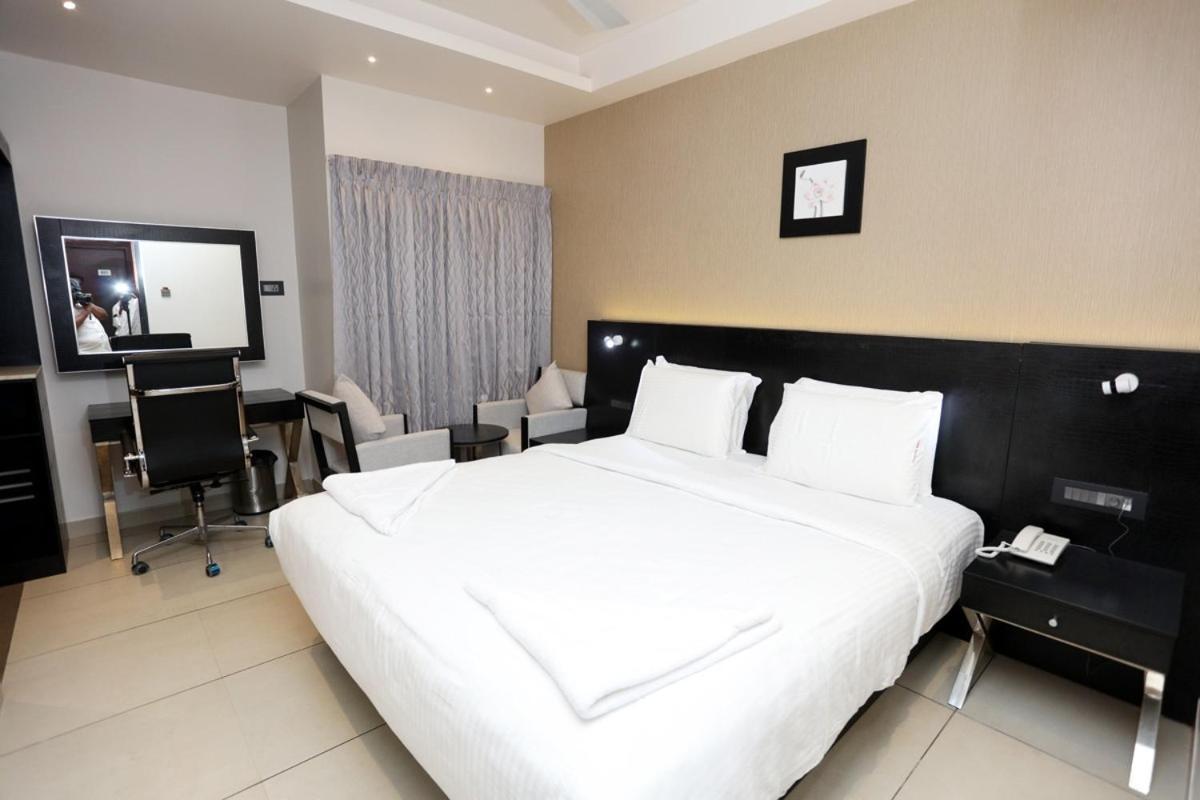 Lnb Residency Hotel