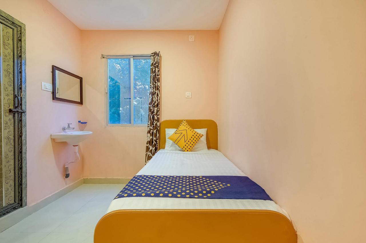 Spot On 64778 Msr Convention Hall 3* Tirupati