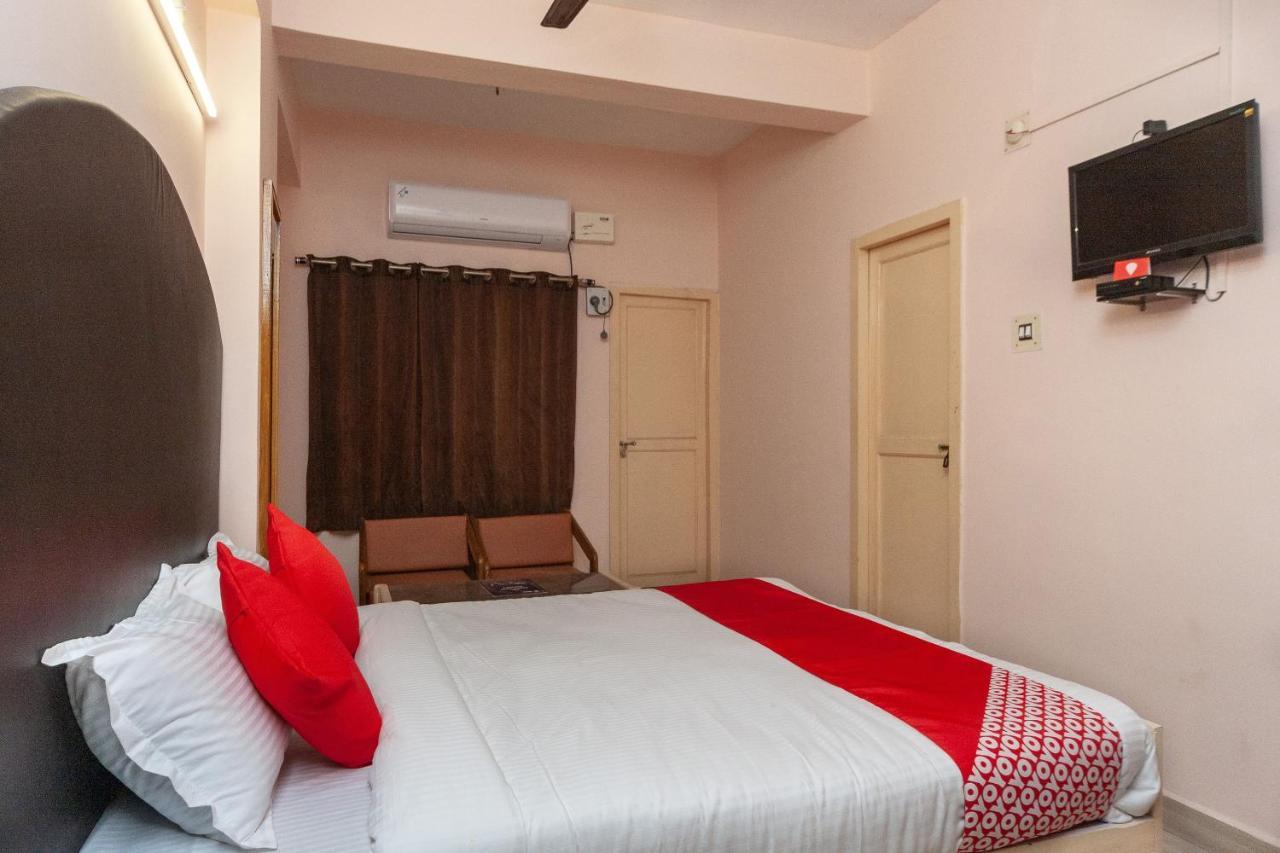 Hotel Oyo 16749 Paris