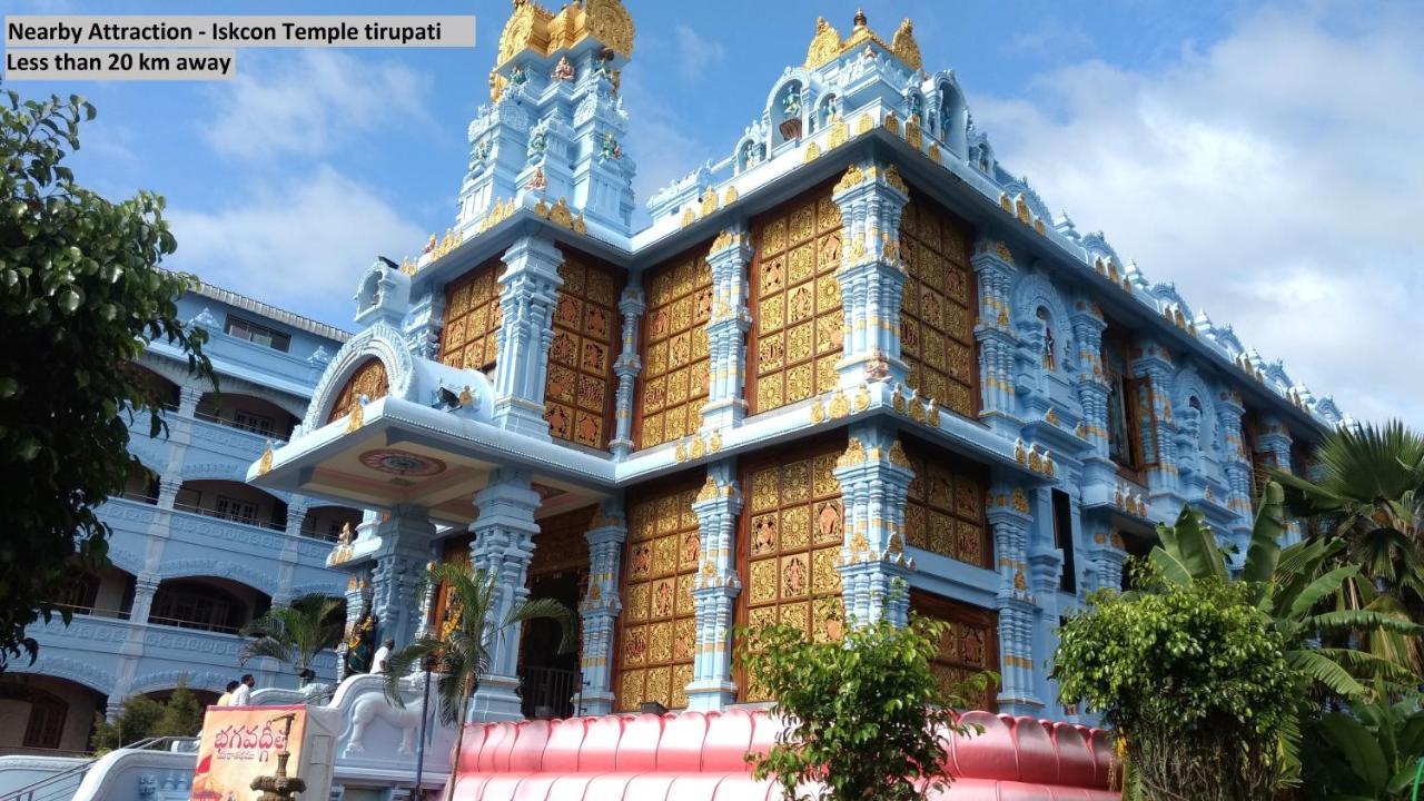 Oyo 16749 Paris 3* Tirupati